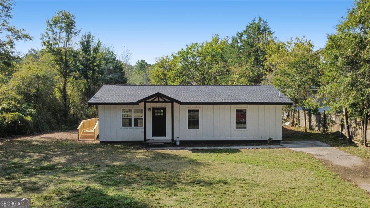 396 Price Road Ne Property Photo 1