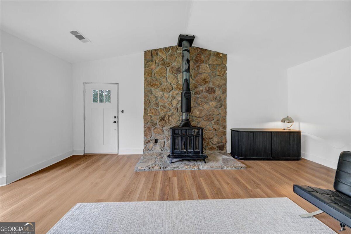 120 Creekwood Lane Property Photo 7