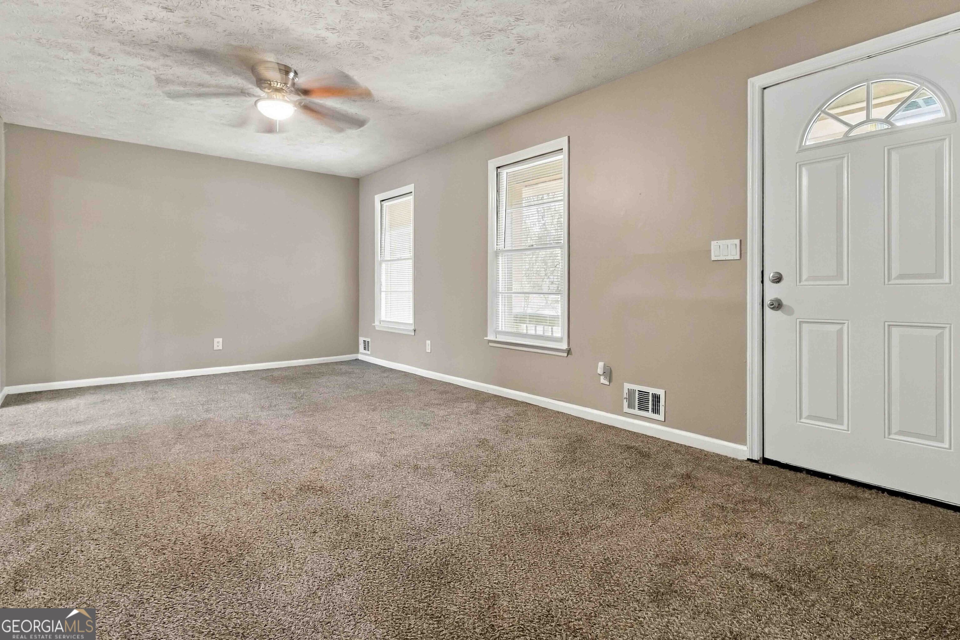 9169 Lakeview Drive Sw Property Photo 5