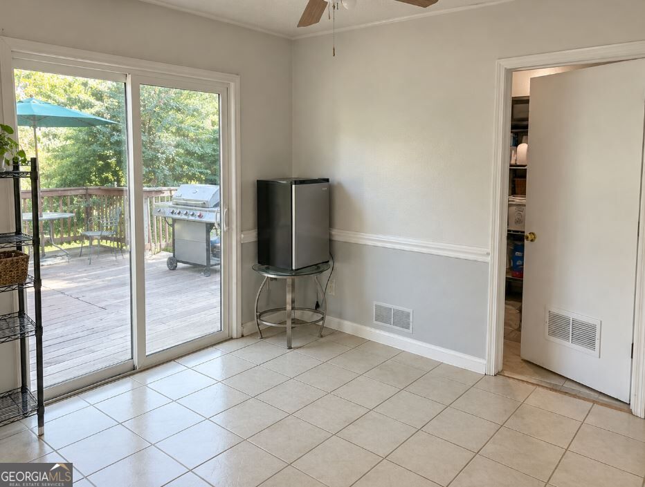 1072 Casanova Court Property Photo 14