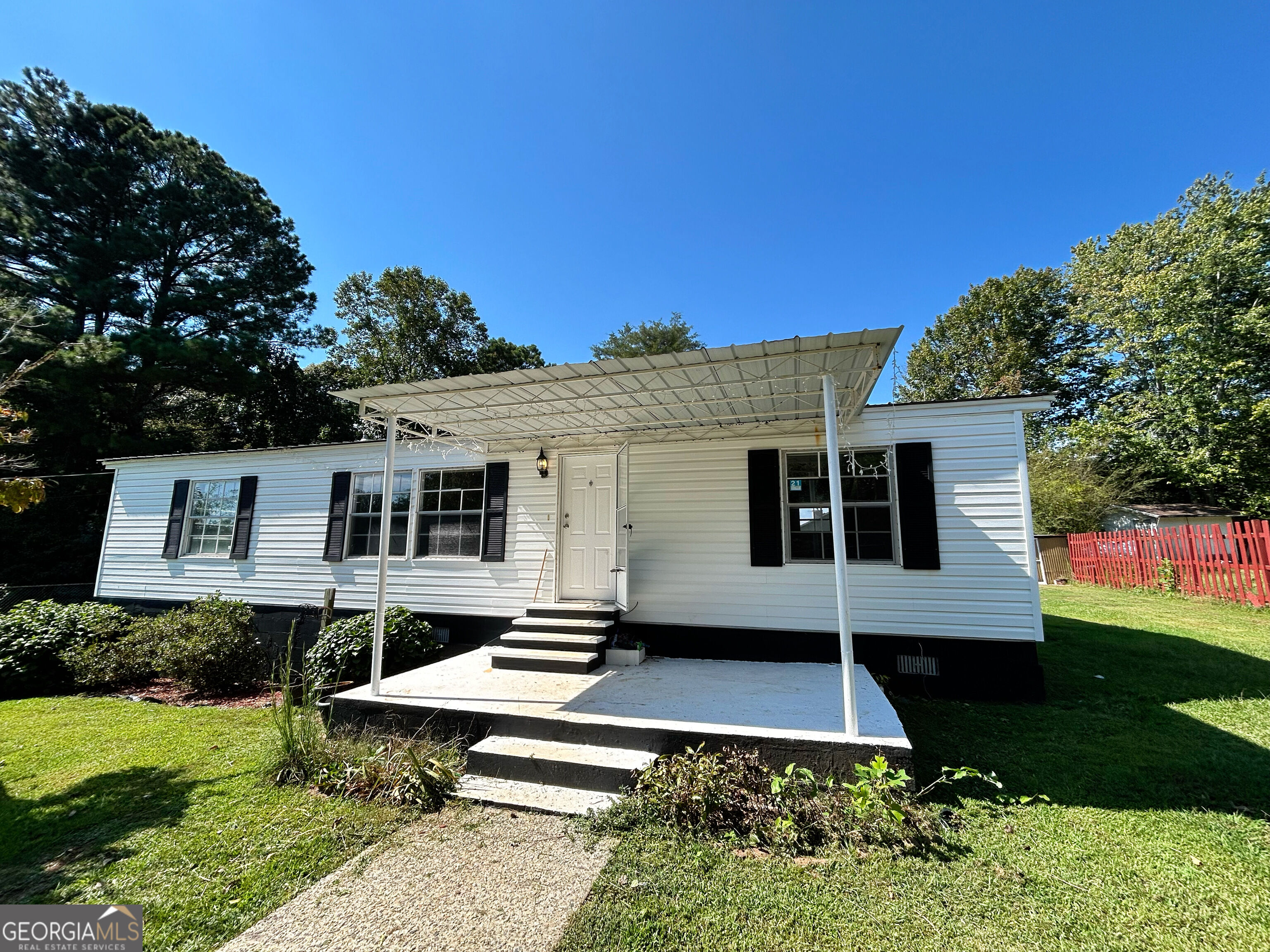 5019 Dickshill Parkway Property Photo 1