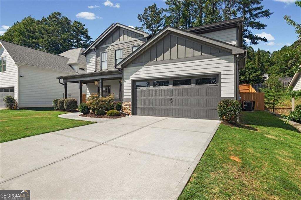 2422 Mills Bend Property Photo 2