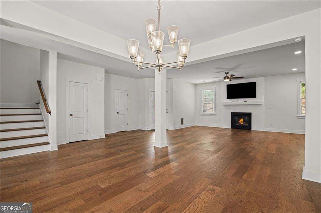 2422 Mills Bend Property Photo 7