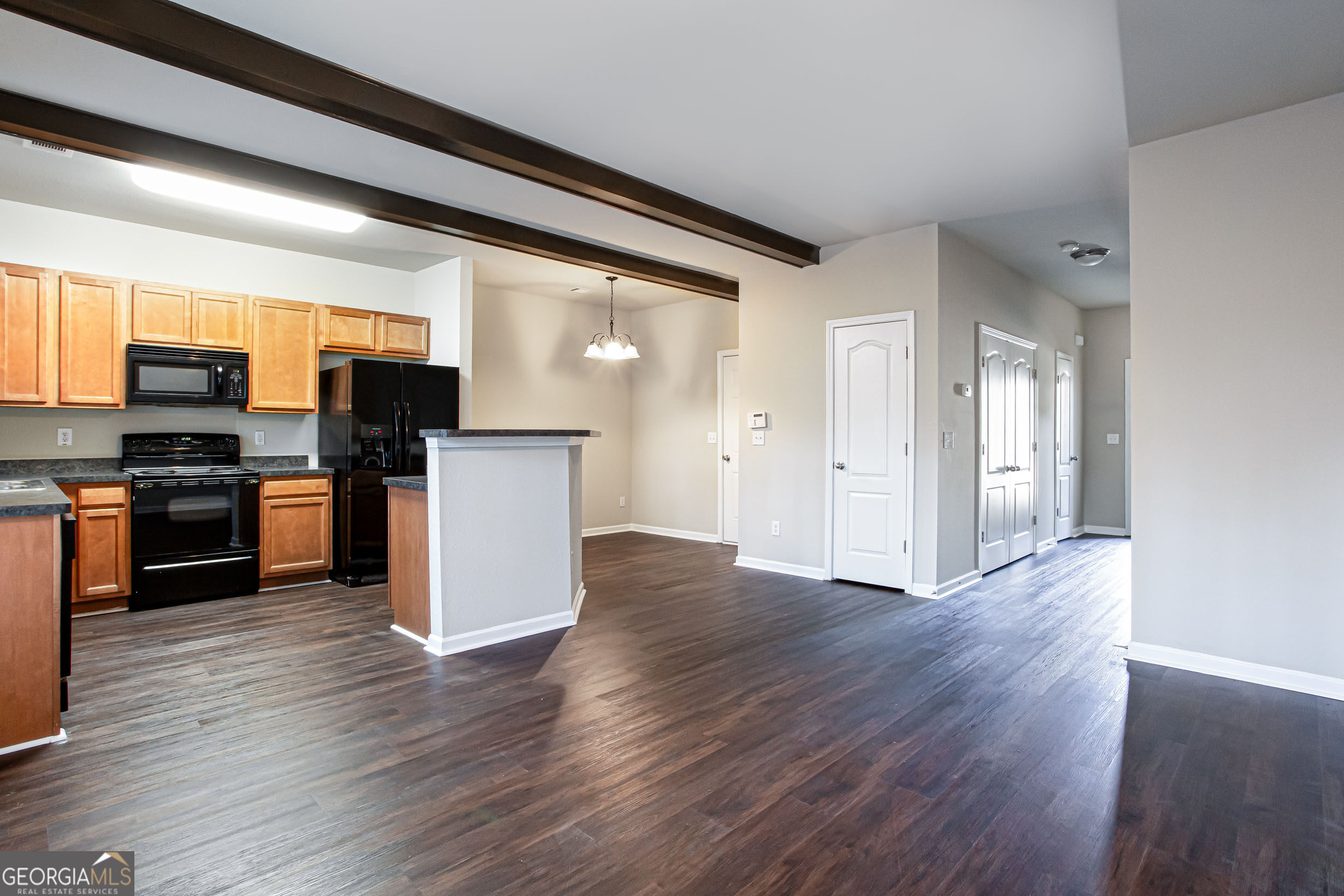 1255 Chinon Point Property Photo 7