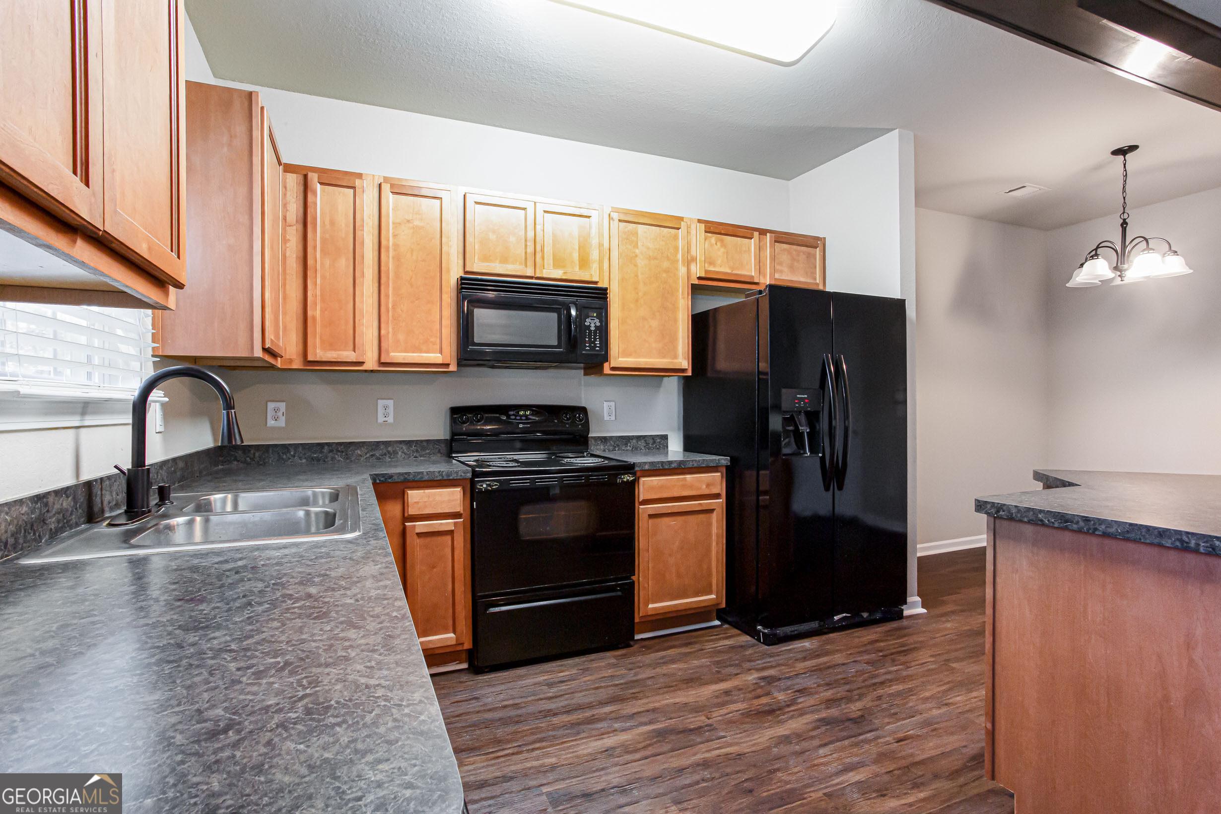 1255 Chinon Point Property Photo 10