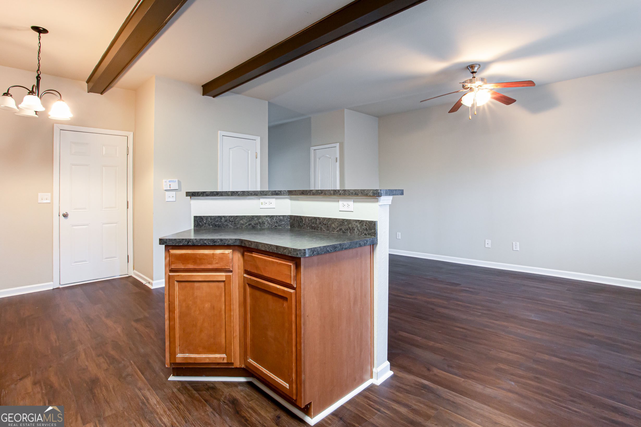 1255 Chinon Point Property Photo 12