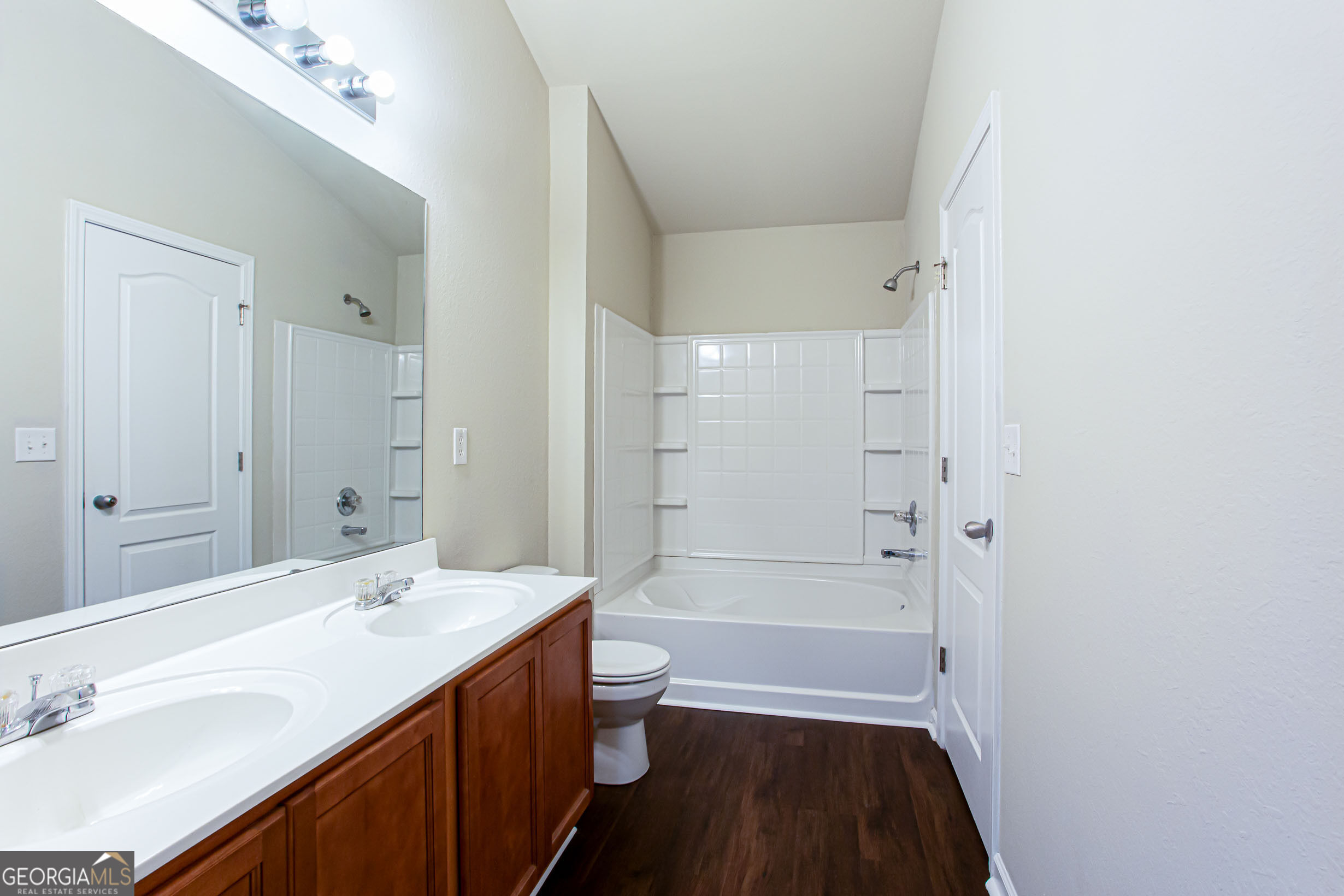 1255 Chinon Point Property Photo 20