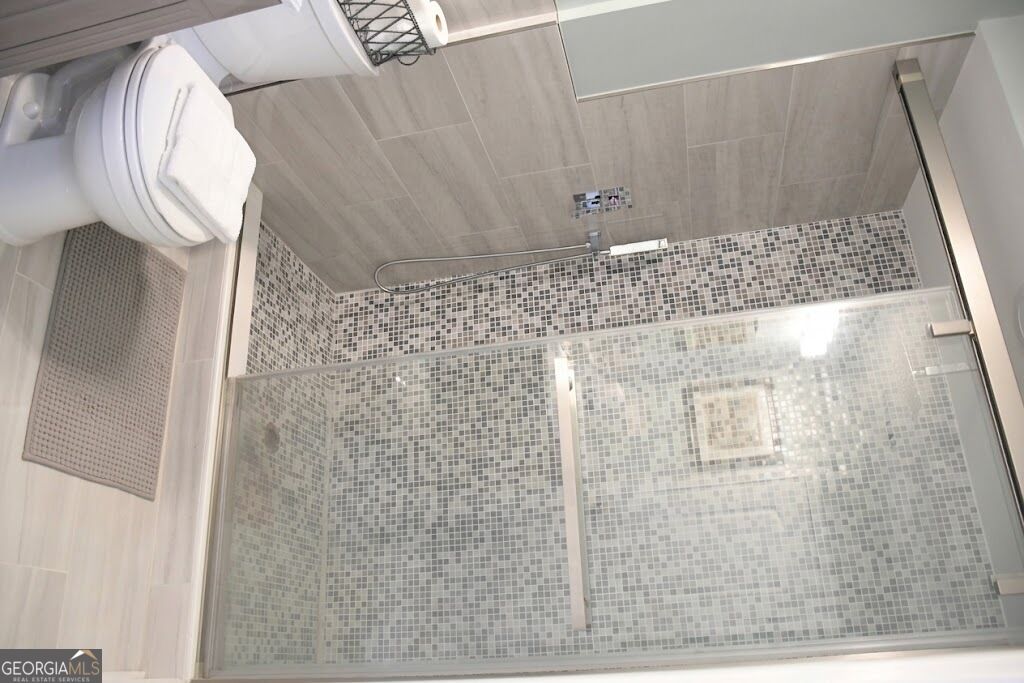 2588 Kings Way Property Photo 18