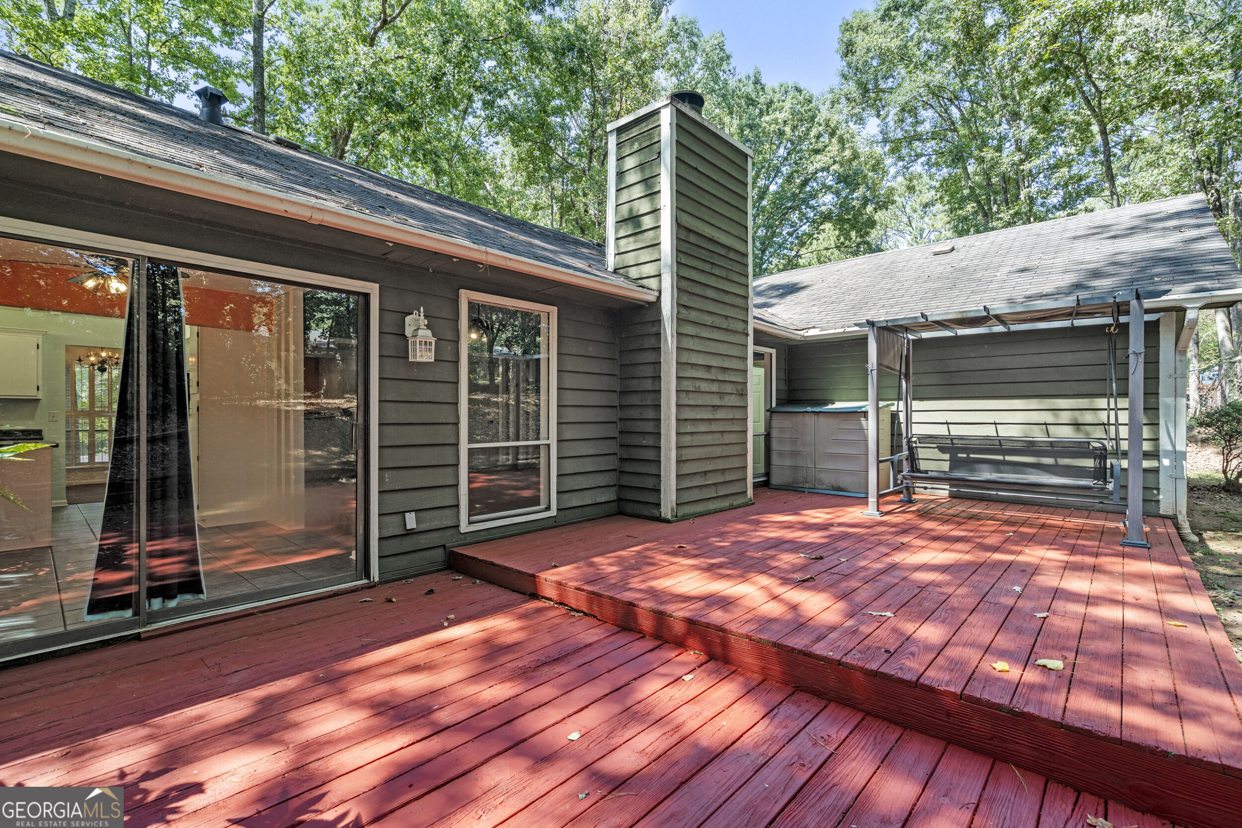 717 Pebble Creek Drive Property Photo 3