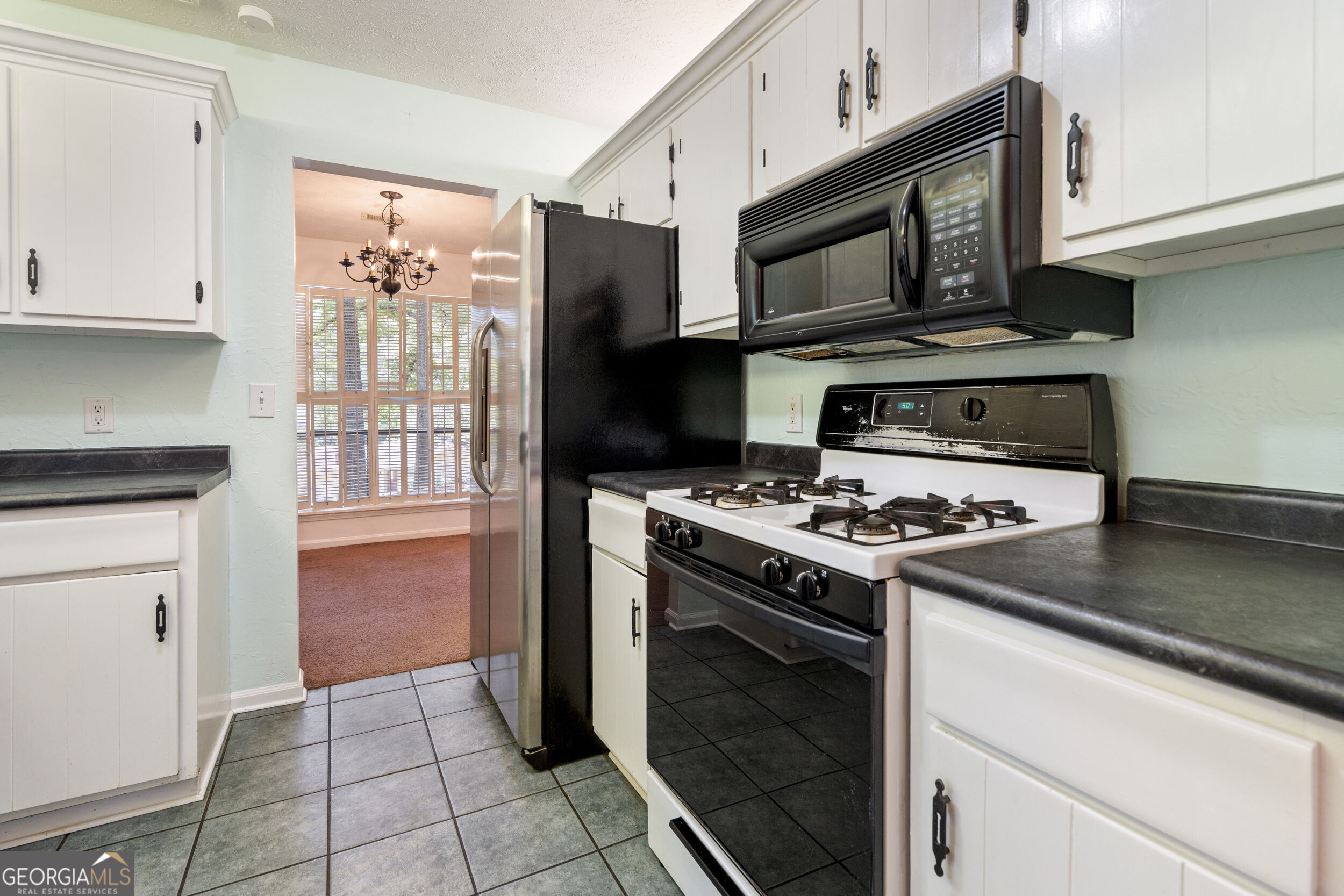 717 Pebble Creek Drive Property Photo 14