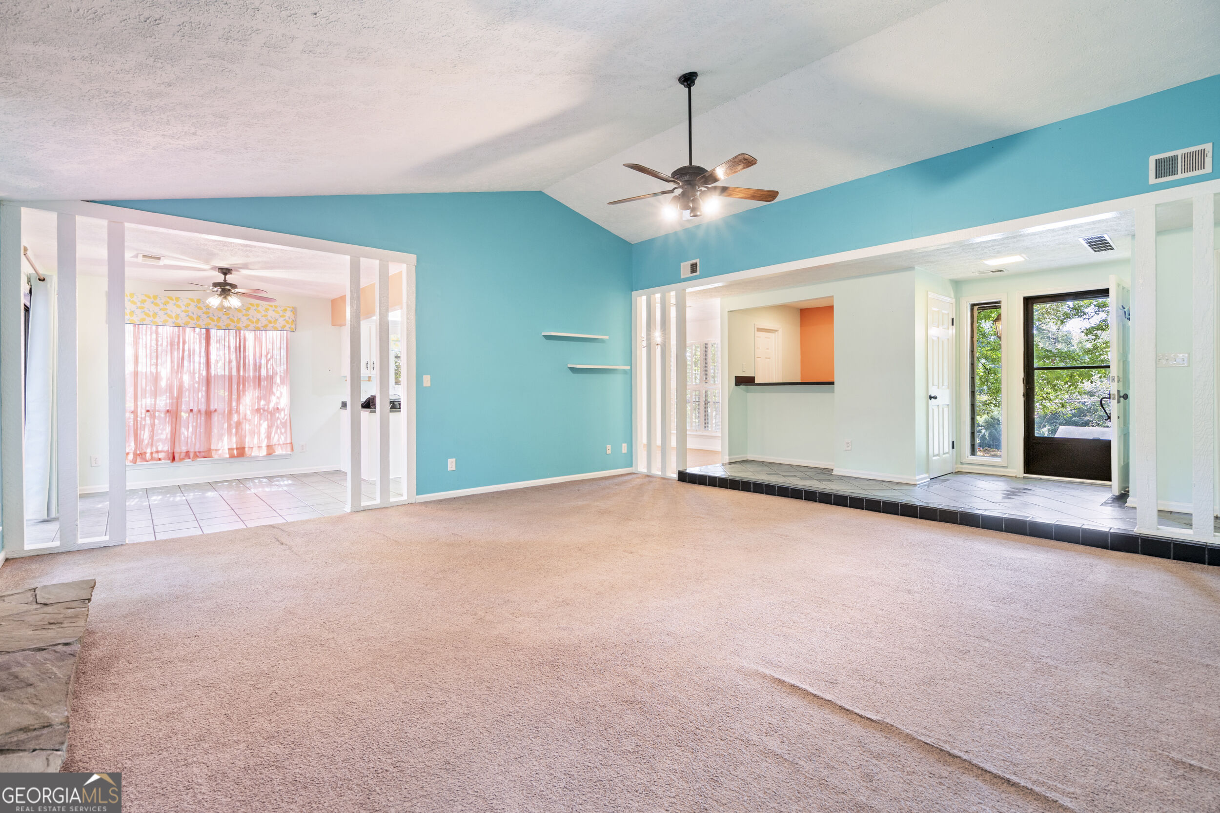 717 Pebble Creek Drive Property Photo 20