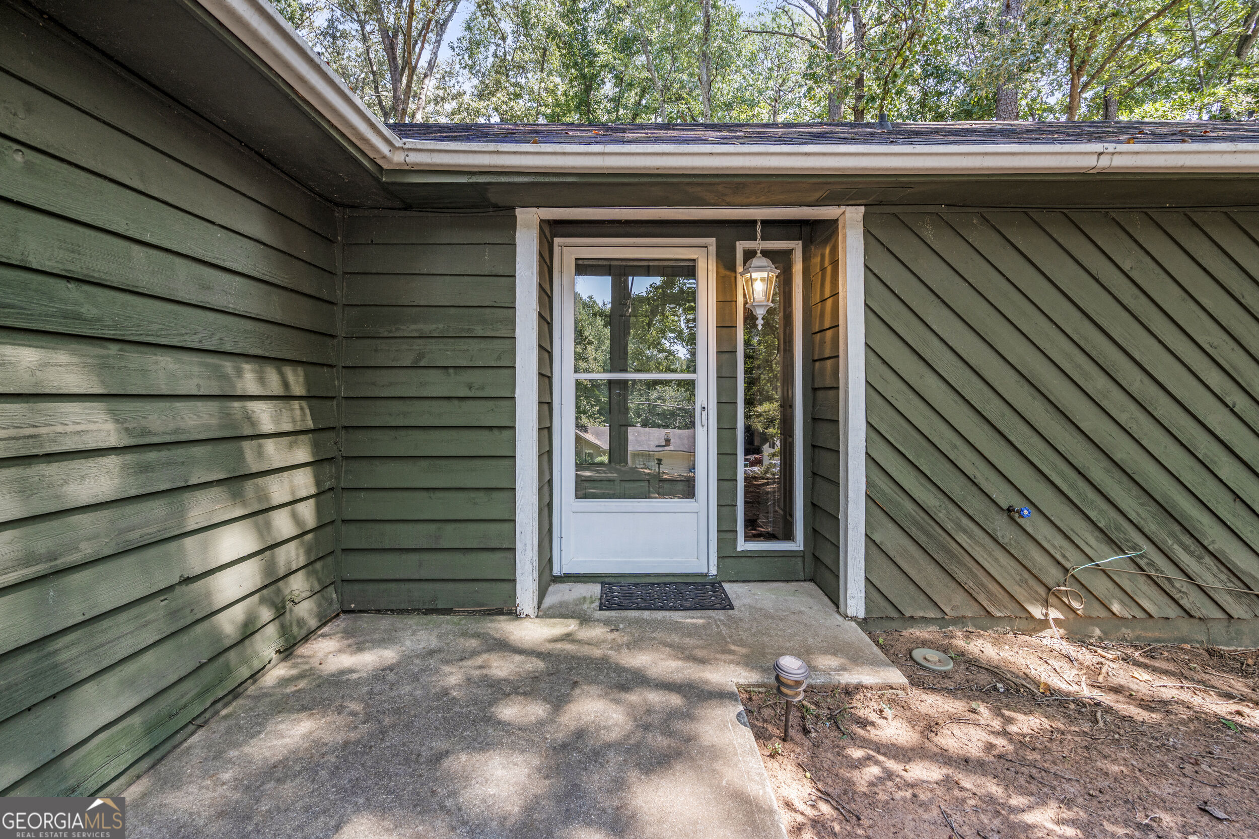 717 Pebble Creek Drive Property Photo 22