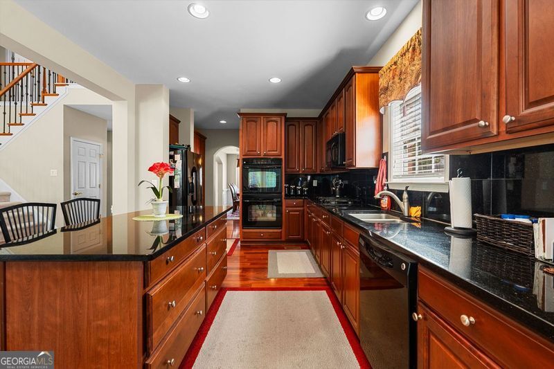 15 Stonebridge Boulevard Property Photo 11