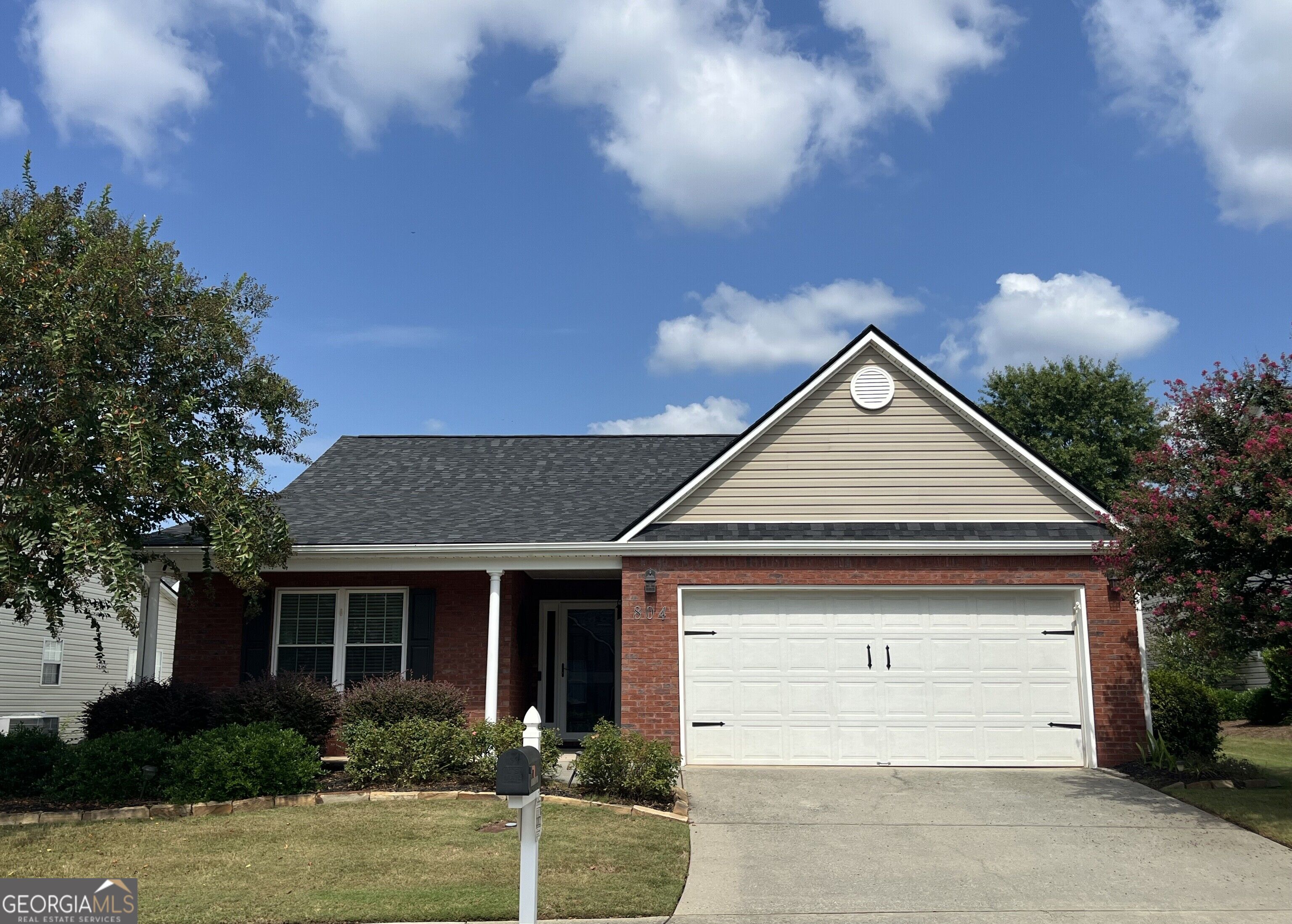 804 Village Place Property Photo 1