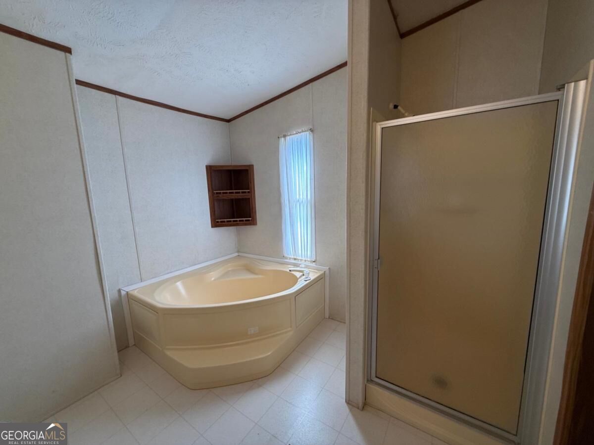 164 Edgewater Drive Property Photo 8