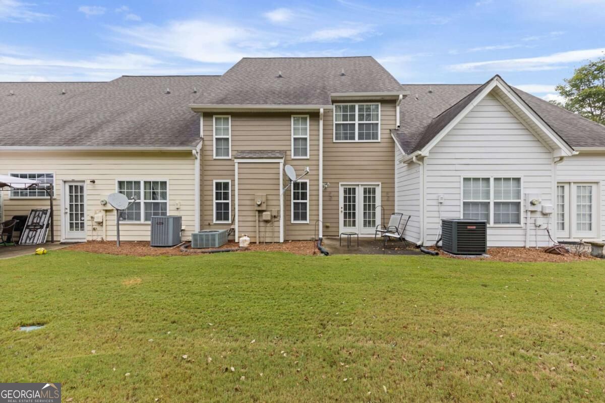 951 Pike Forest Drive Property Photo 15