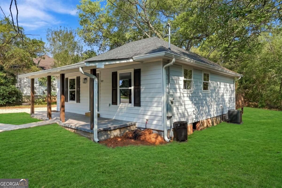 419 Marietta Street Property Photo 5