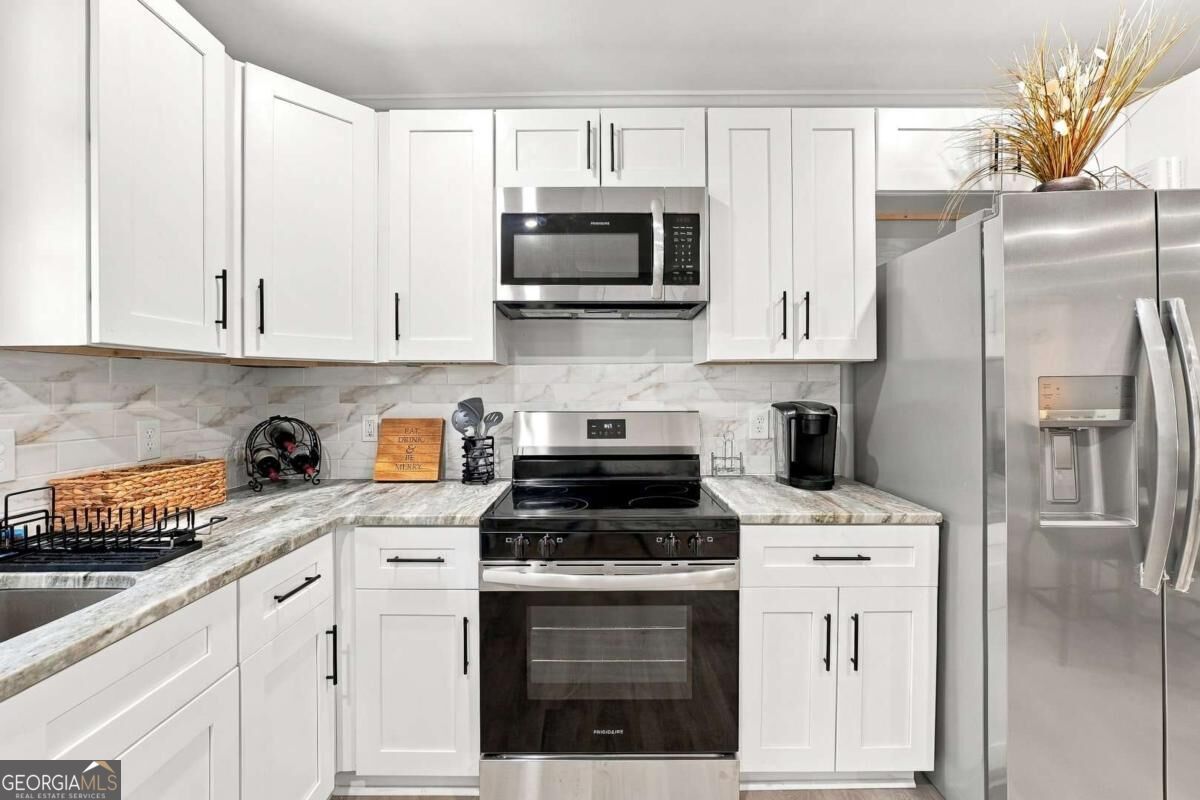 419 Marietta Street Property Photo 7