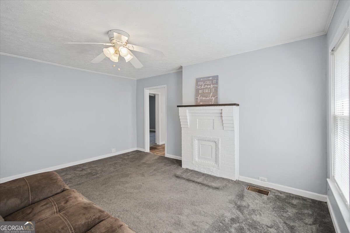 302 Hampton Street Property Photo 11