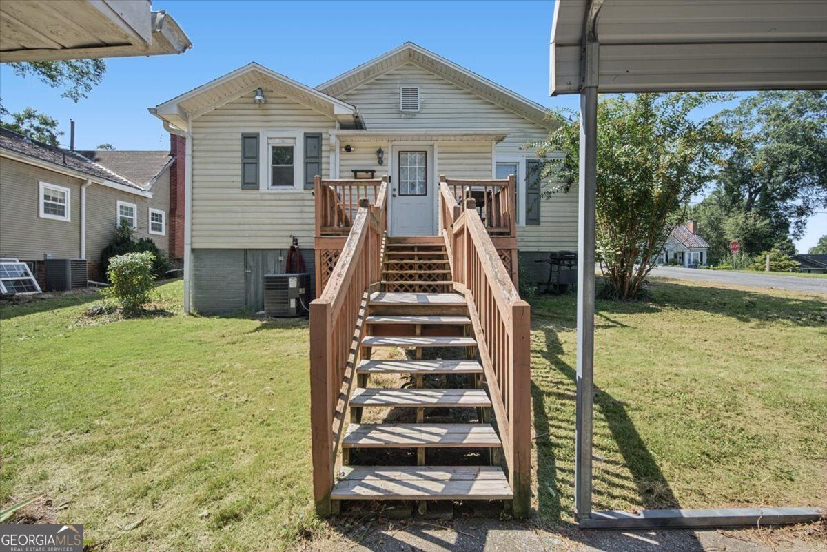 302 Hampton Street Property Photo 29