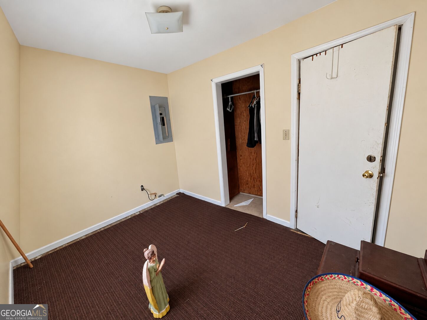 718 Walcott Street Property Photo 11