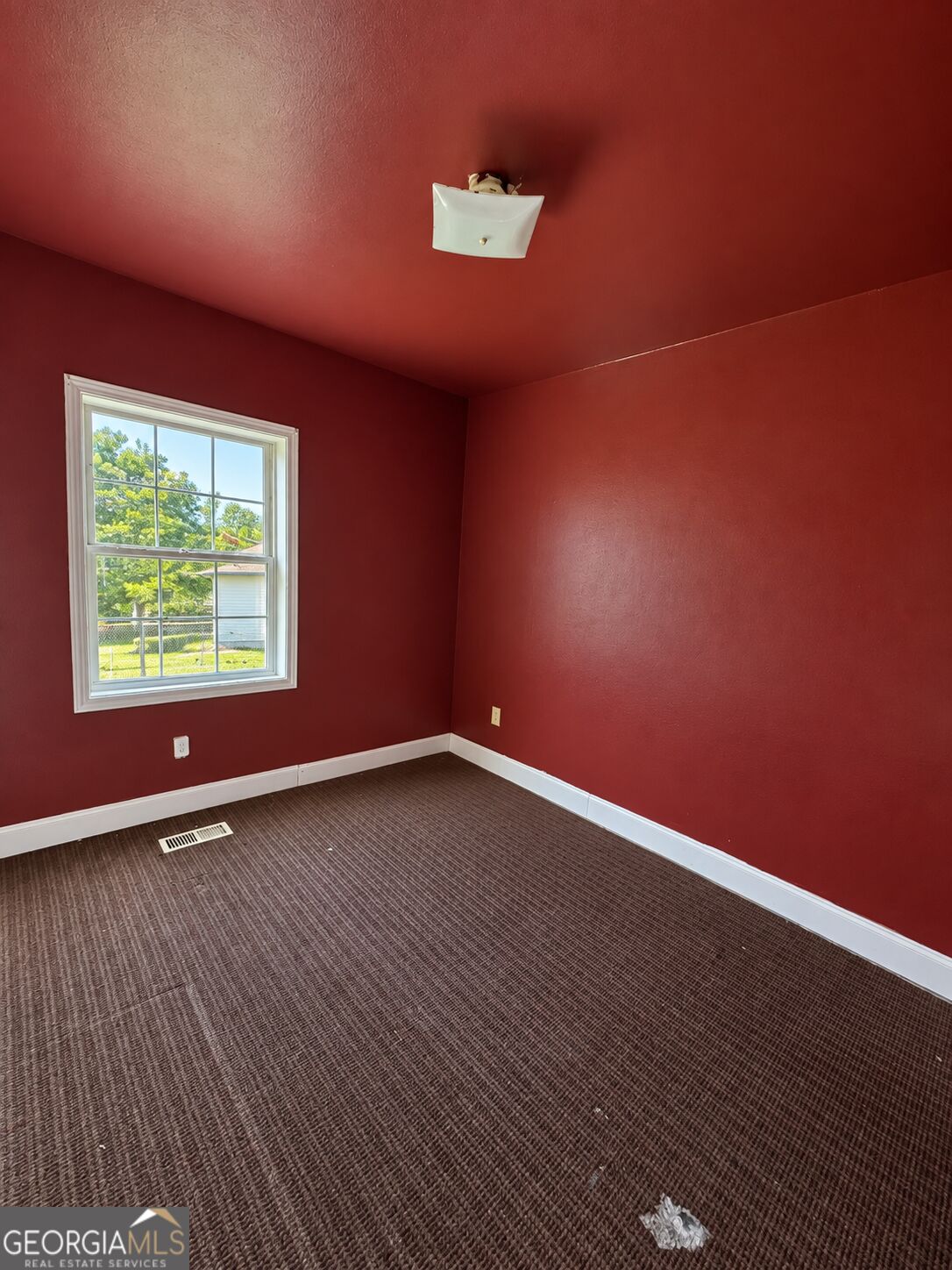 718 Walcott Street Property Photo 14