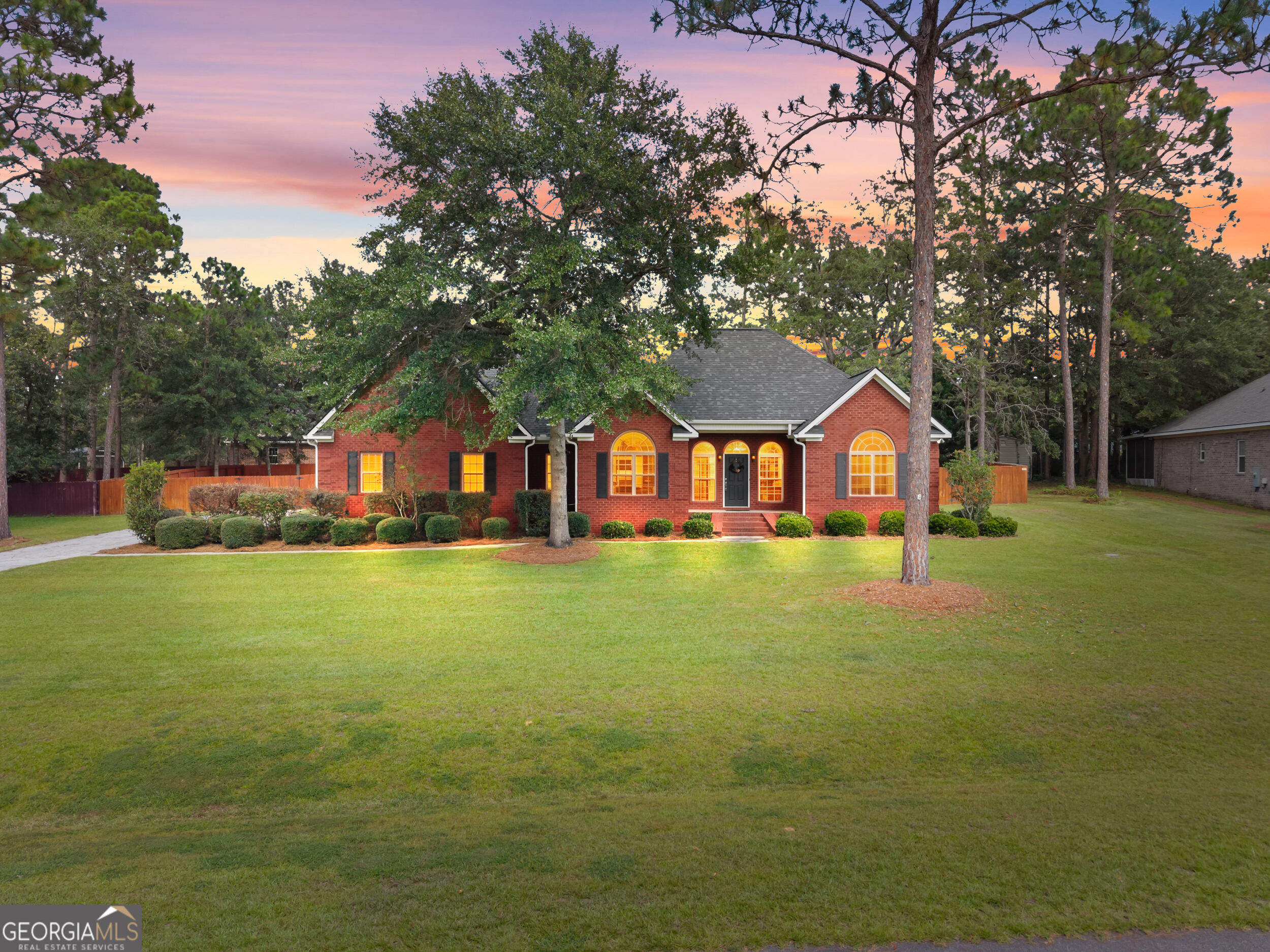 709 Tennessee Walk Property Photo 1