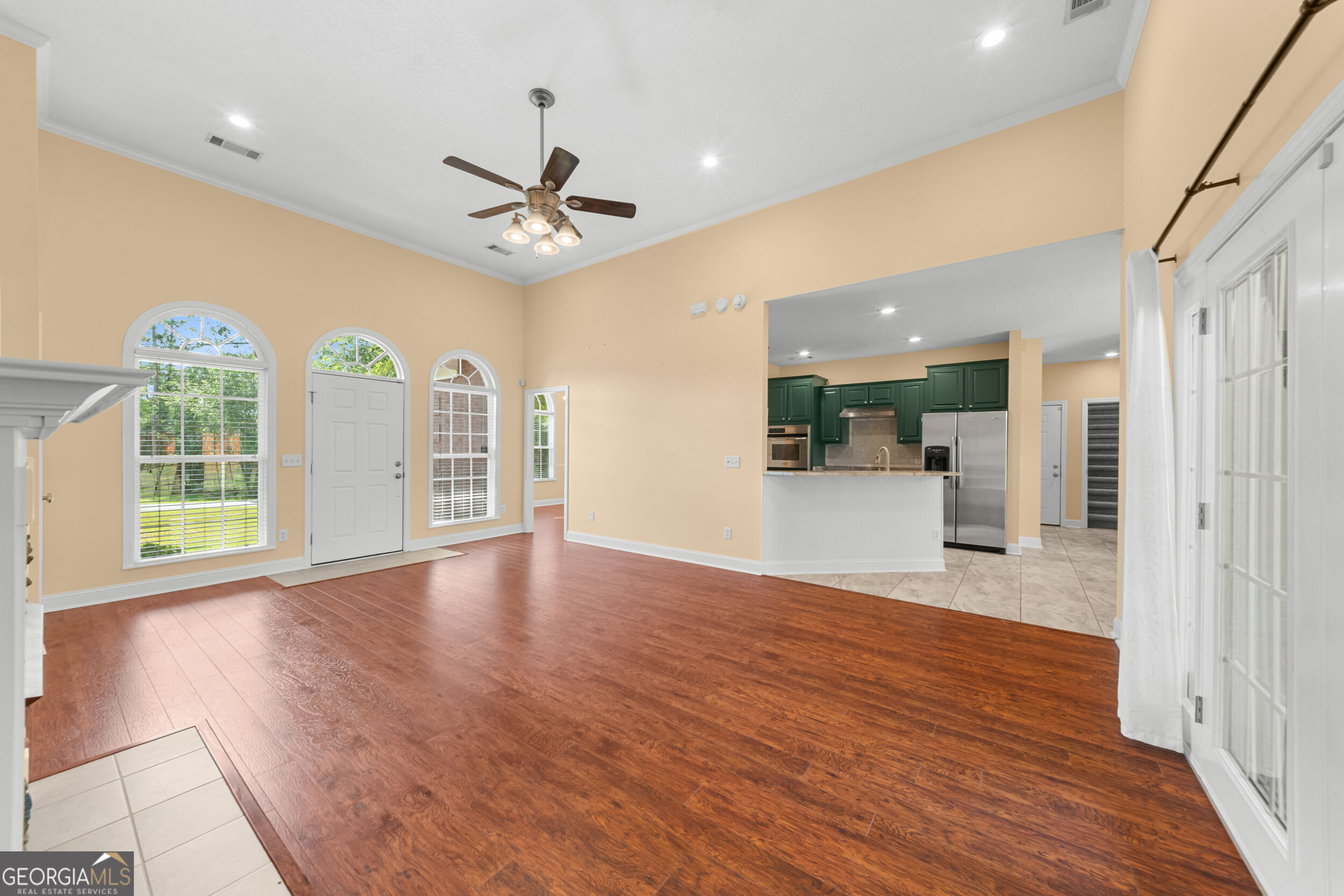709 Tennessee Walk Property Photo 9