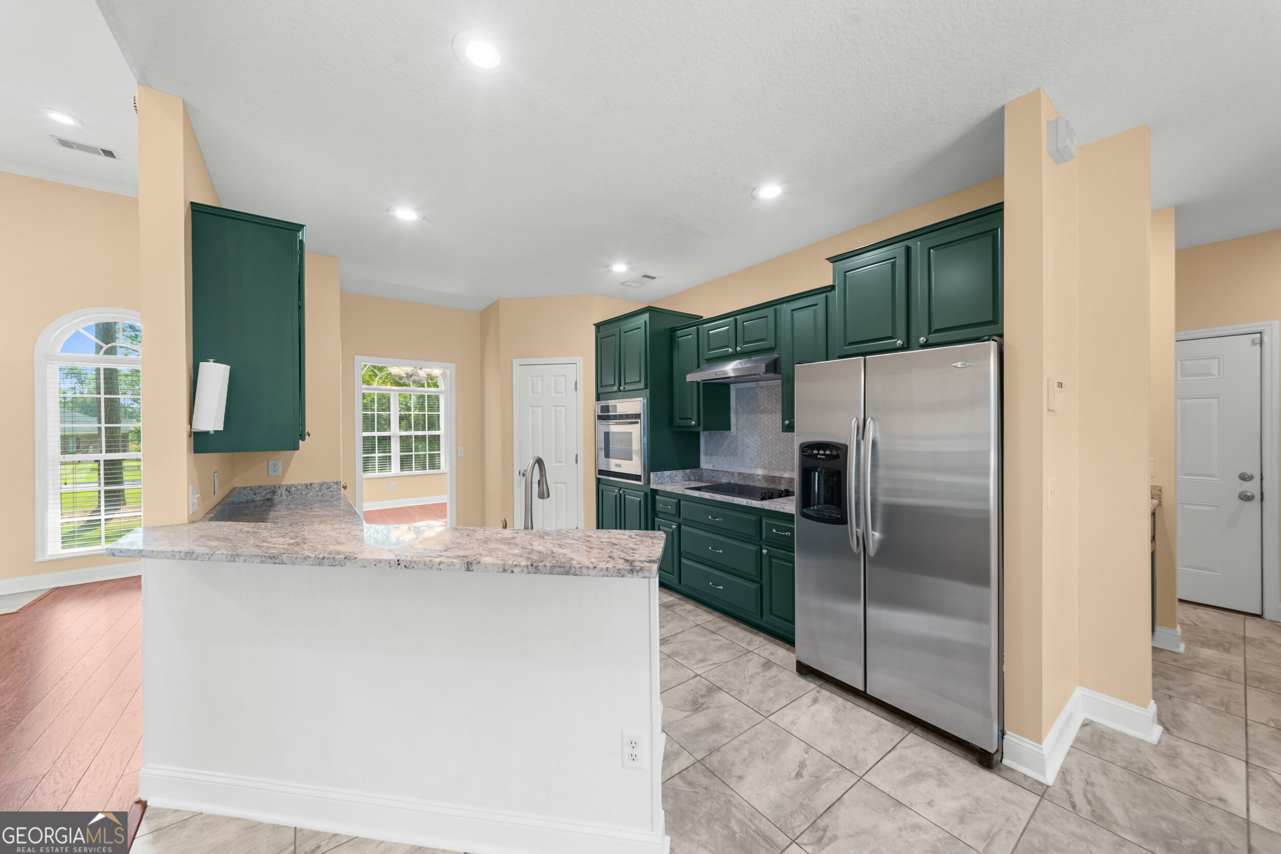 709 Tennessee Walk Property Photo 11