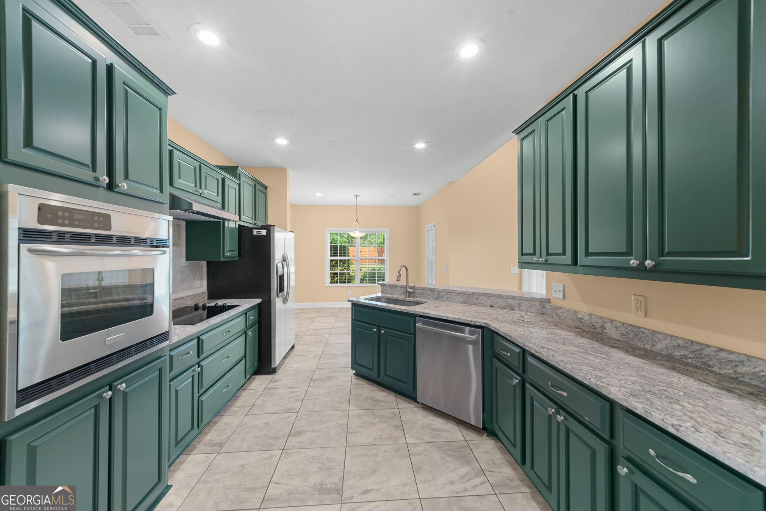 709 Tennessee Walk Property Photo 12