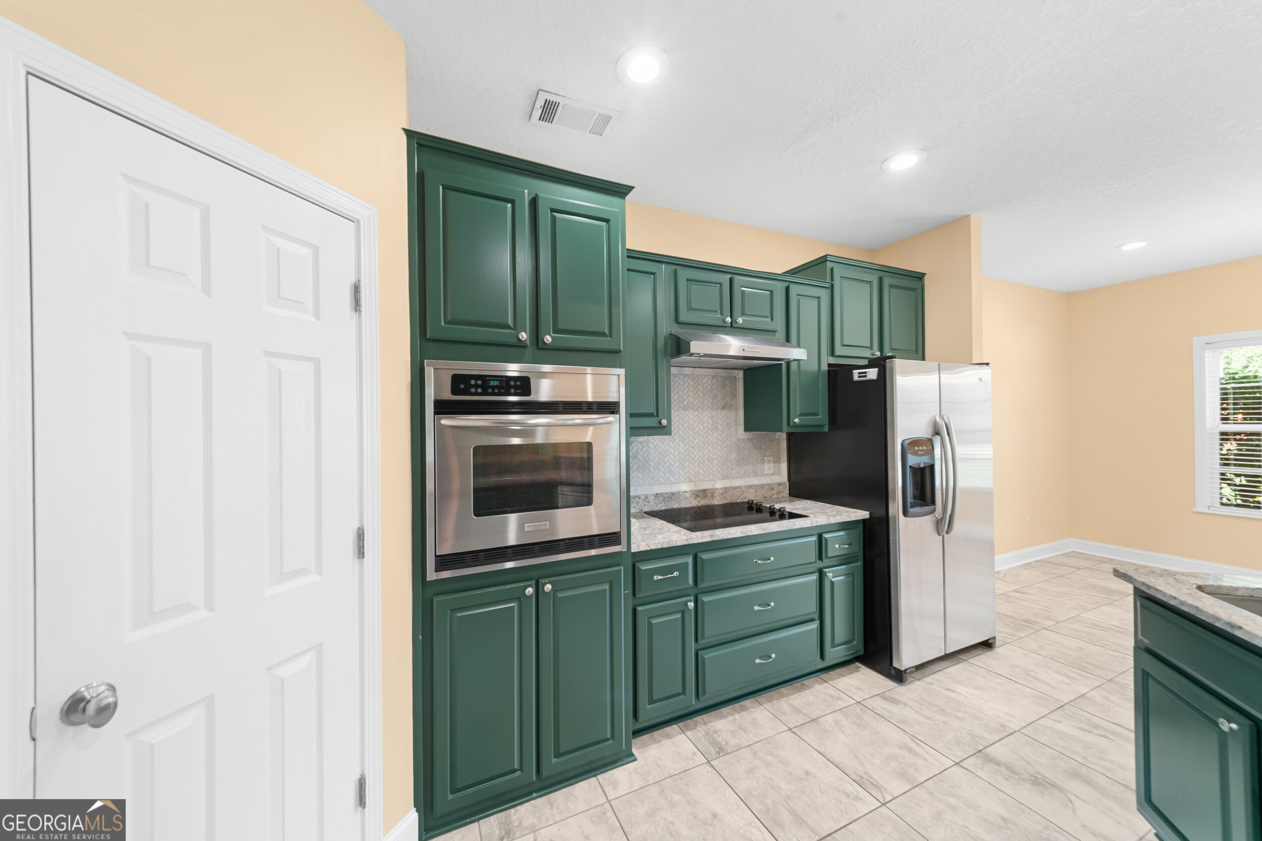 709 Tennessee Walk Property Photo 13