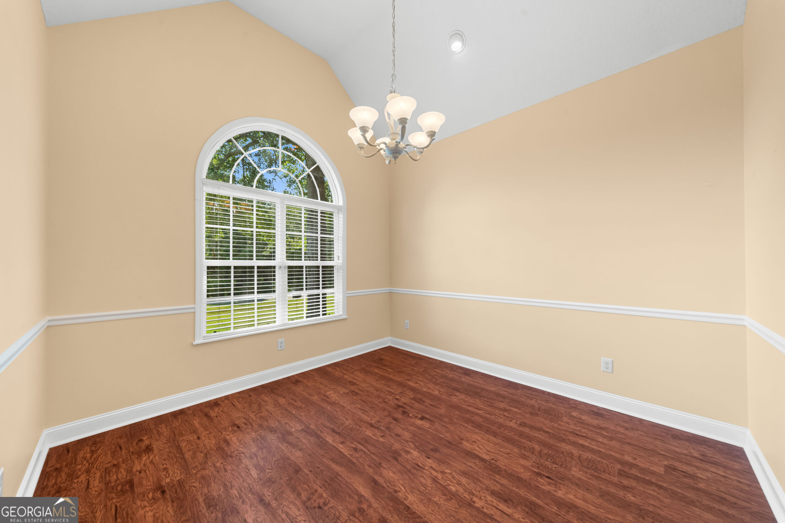 709 Tennessee Walk Property Photo 14
