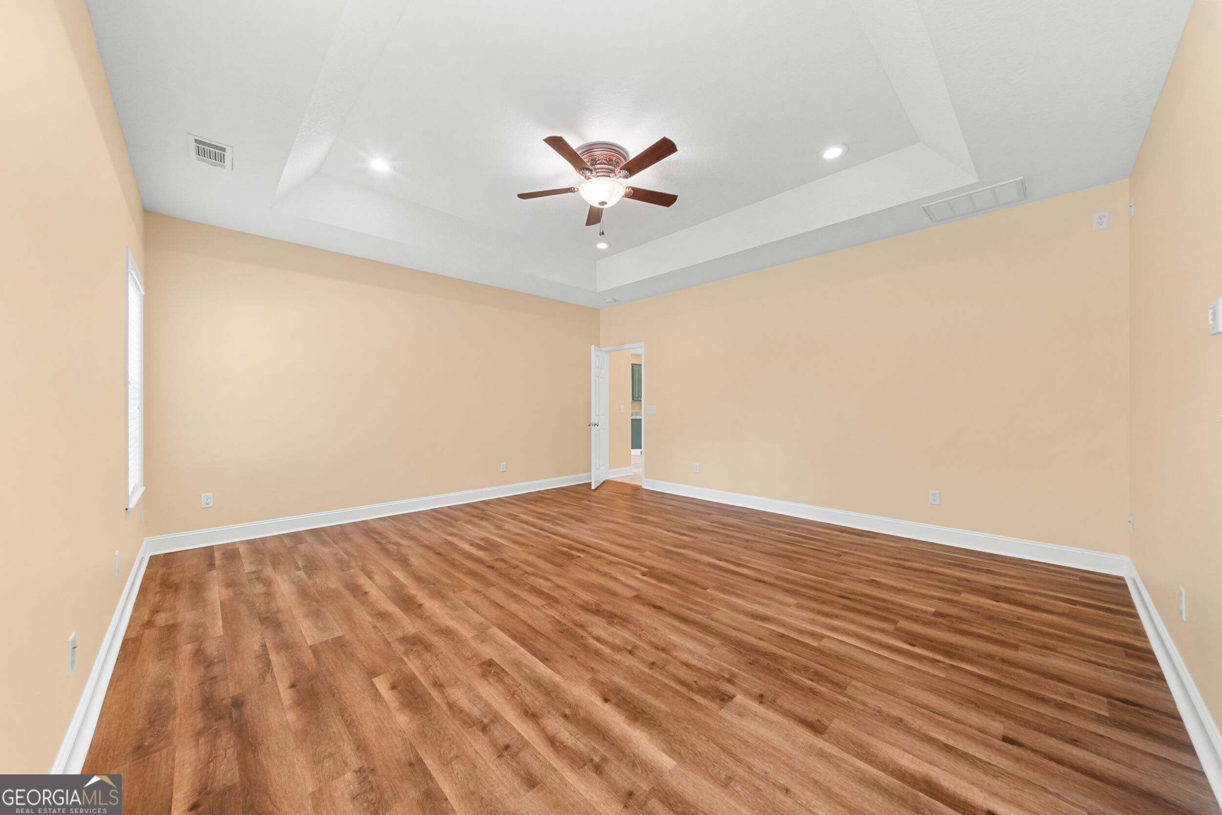 709 Tennessee Walk Property Photo 18