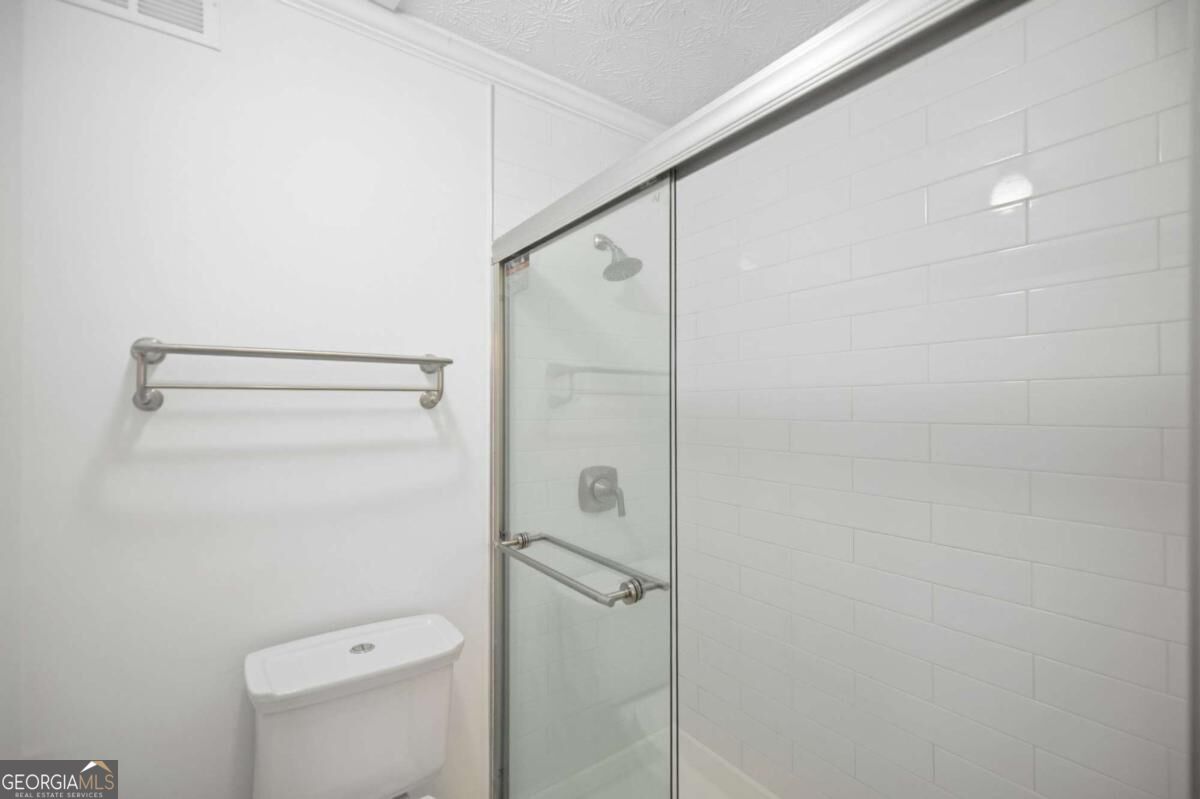 3863 Everett Court Property Photo 17