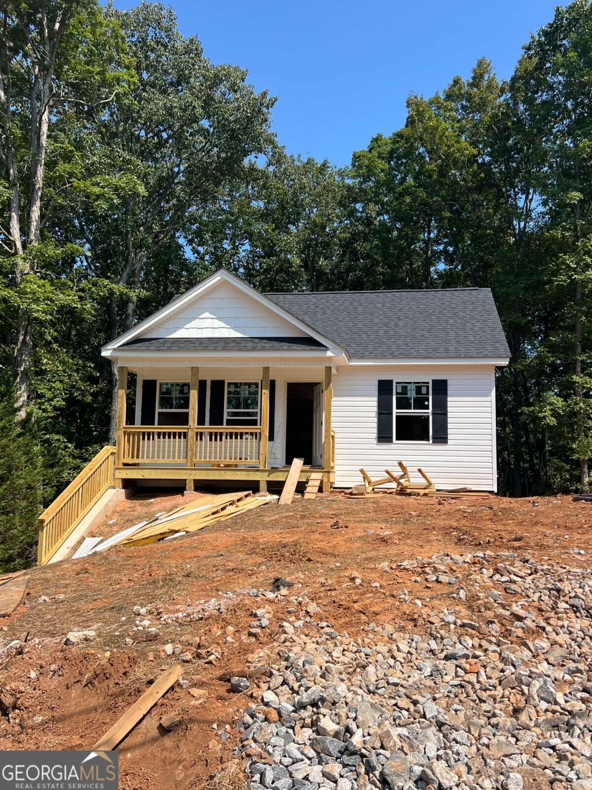 5740 Pebblebrook Trail Property Photo 1