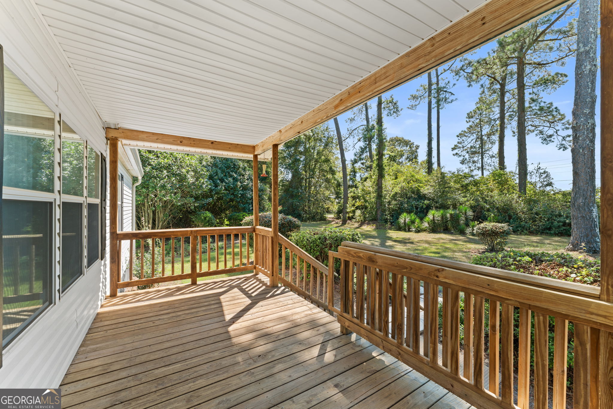 780 Old National Highway Property Photo 8