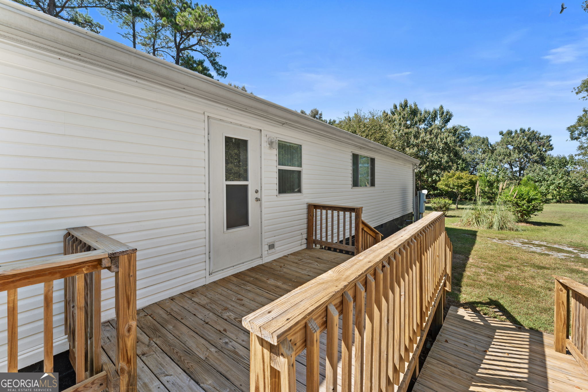 780 Old National Highway Property Photo 32