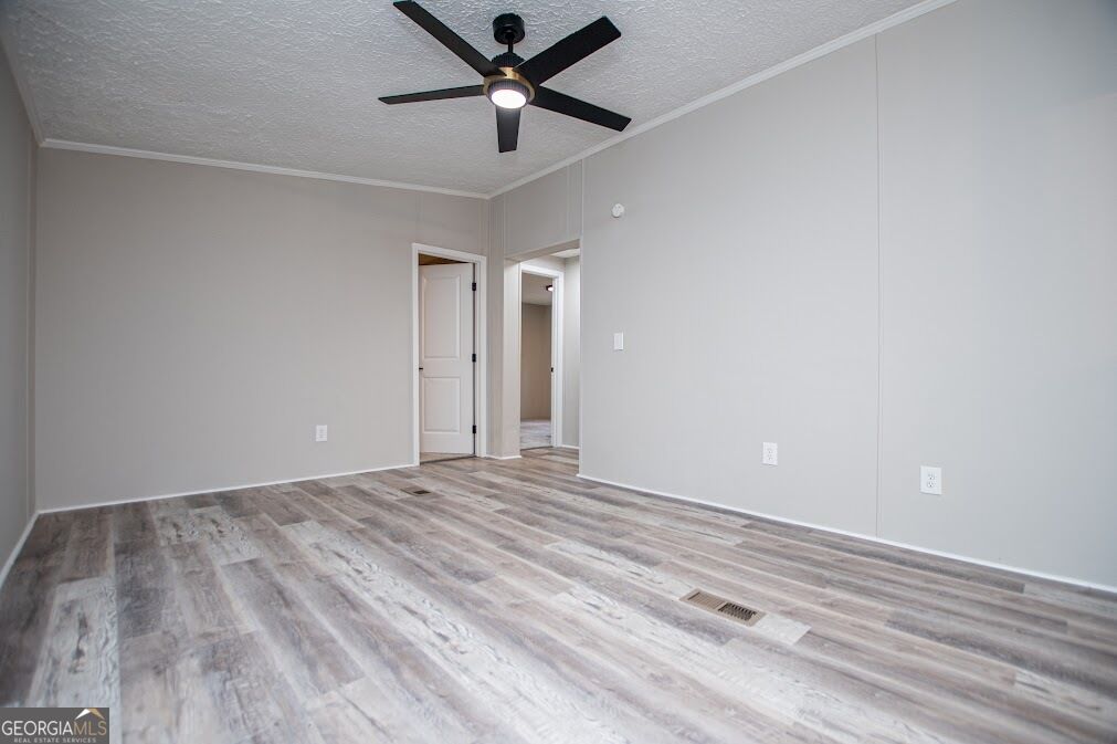61 Crest Road Property Photo 12