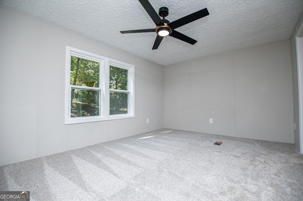 61 Crest Road Property Photo 23