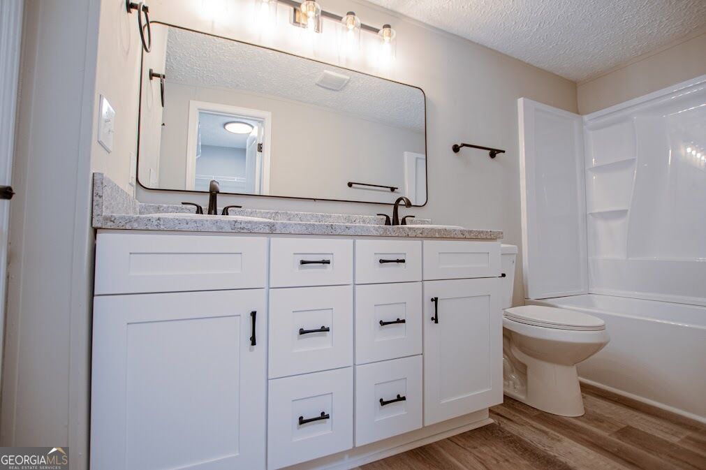 61 Crest Road Property Photo 30