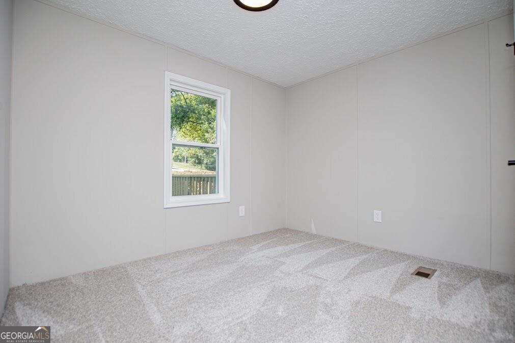 61 Crest Road Property Photo 38