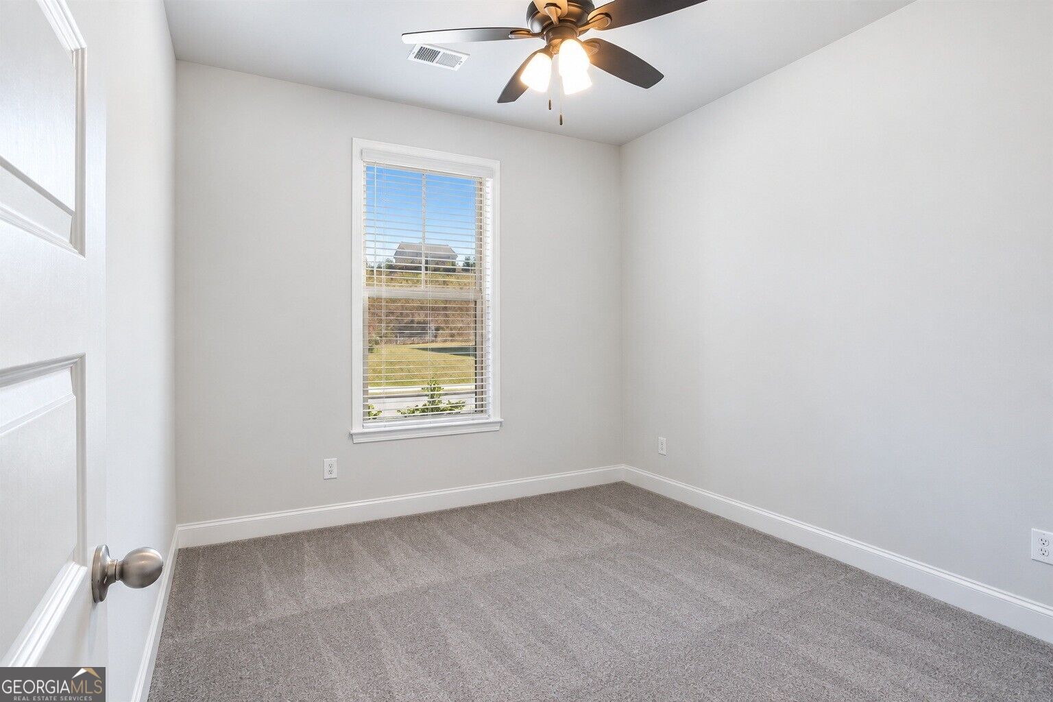 377 Hellen Valley Drive Property Photo 14