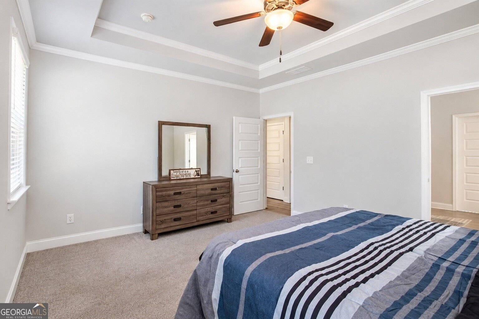 377 Hellen Valley Drive Property Photo 16