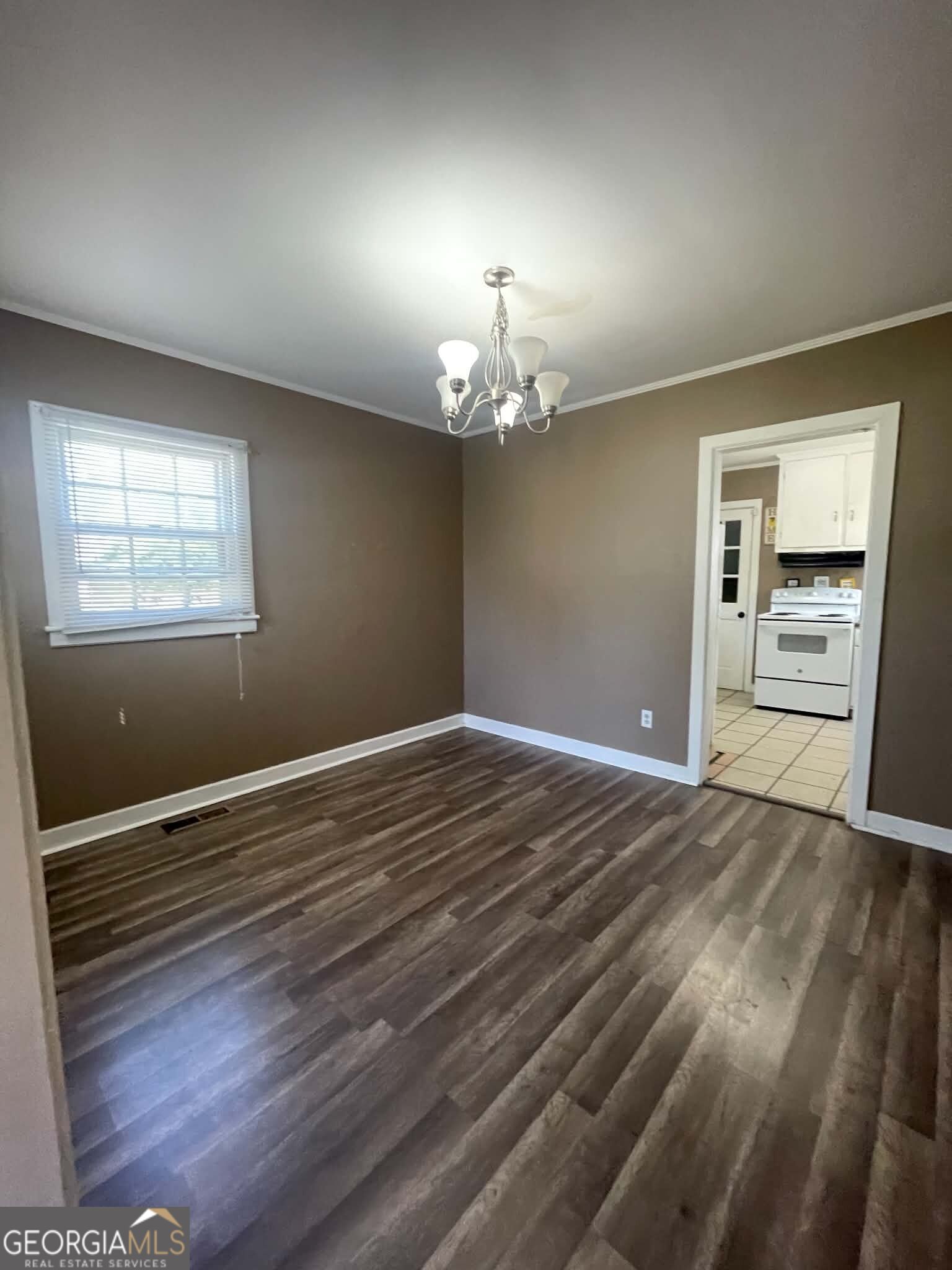 115 West Drive Property Photo 4