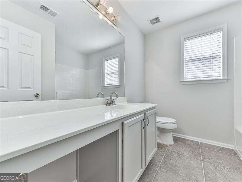 9835 Lakefall Court Property Photo 26