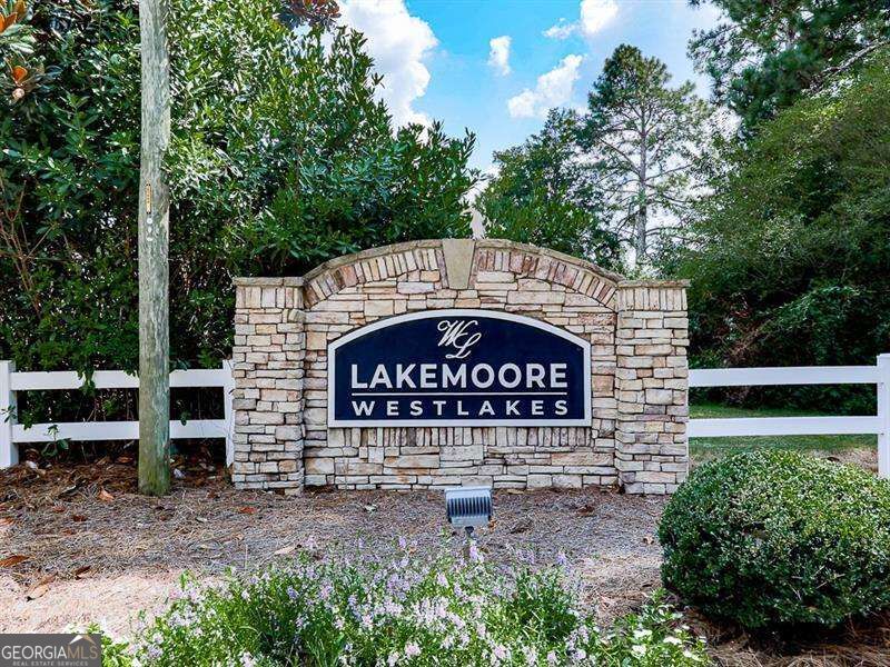 9835 Lakefall Court Property Photo 33