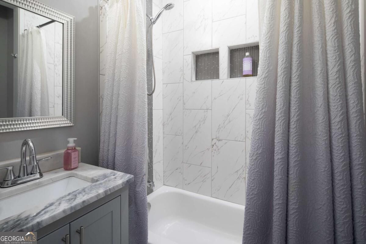 2188 Loring Court Property Photo 14