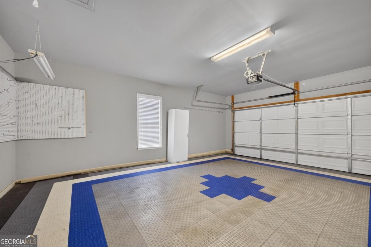 1011 Creekwood Place Property Photo 27