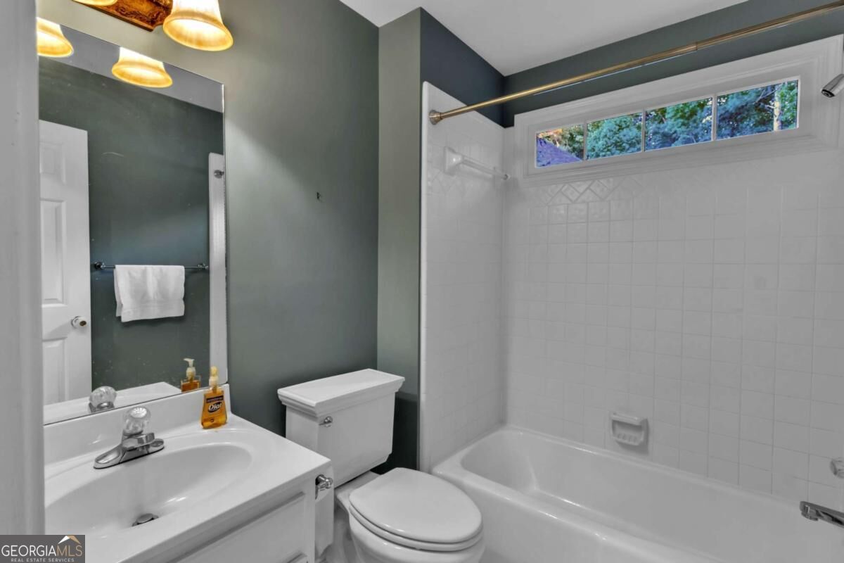 990 Ramsden Run Property Photo 32