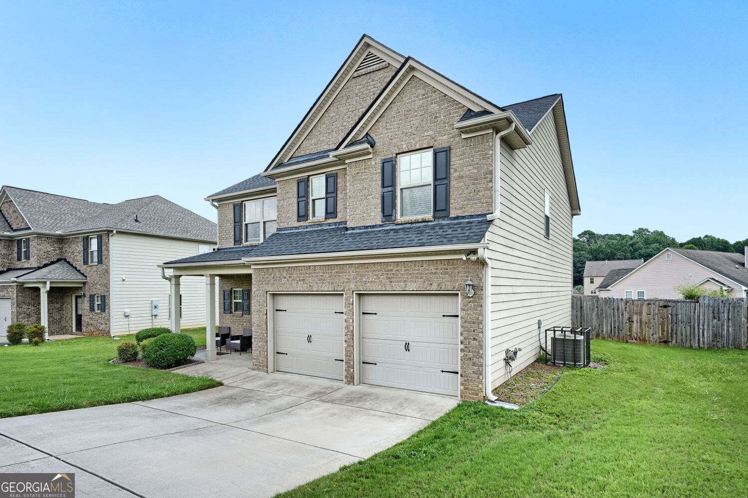 5830 Rex Ridge Parkway Property Photo 3